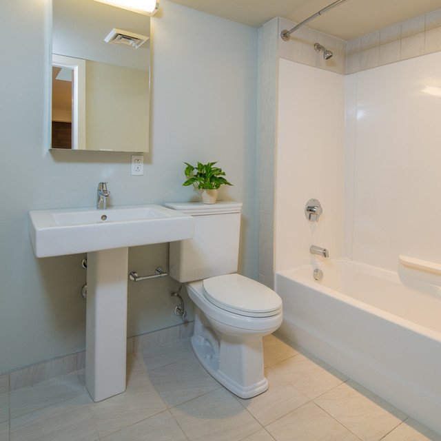 The Wyeth - Bathroom with Bathtub and Vanity